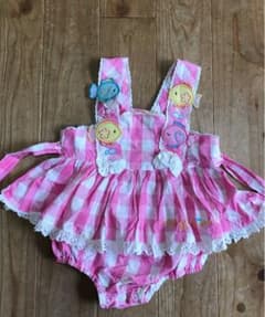 メゾピアノ　90 ロンパースのサムネイル