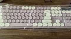 新品 キーボードのサムネイル