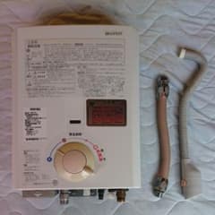 HARMAN 小型ガス湯沸し器 2012年製のサムネイル
