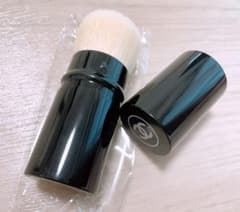 CHANEL　メイクアップブラシのサムネイル