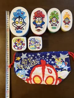 ウルトラマン　お弁当箱セットのサムネイル