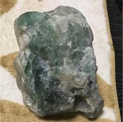 天然グリーン原石のサムネイル