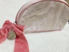 ジルスチュアート クリスマス ポーチ リボン 新品 限定のサムネイル