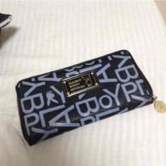 安売り プレイボーイの長財布のサムネイル