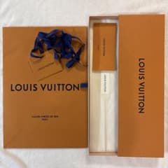 LOUIS VUITTON ネクタイ ギフトボックス 空箱 ショップ袋のサムネイル