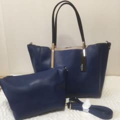 [新品•未使用] トートバック&セカンドバック ショルダーベルト付きのサムネイル