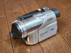 ジャンク品】Panasonic NV-GS70K 3CCDビデオカメラ - メルカリ
