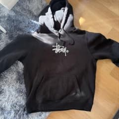 STUSSY パーカー ブラック Mサイズのサムネイル
