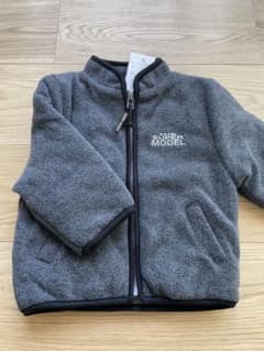 フリースジャケット　サイズ80のサムネイル