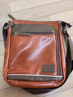 Crocodile ショルダーバッグ ブラウン メンズのサムネイル