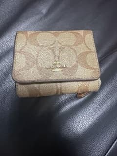 COACH 三つ折り財布のサムネイル
