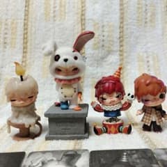 POPMART Hirono フィギュア 4体+台座セット - メルカリ