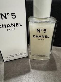 CHANEL N°5 ザ ホワイト ゴールド ボディ オイル 250ml - メルカリ
