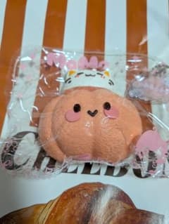 MoMo 猫 スクイーズ キーホルダーのサムネイル