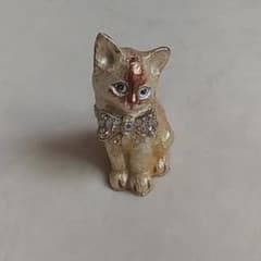 猫の置物のサムネイル