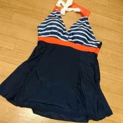 水着　新品　　売れなかったら処分。のサムネイル
