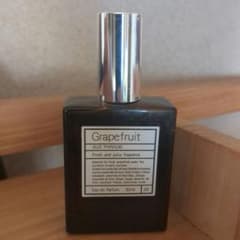 AUX PARADIS Grapefruit30ml 香水 アレックスパラダイスのサムネイル
