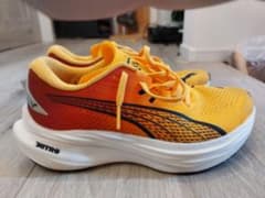 PUMA DEVIATE NITRO 3 ランニングシューズ　22.5cmのサムネイル