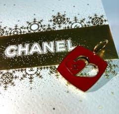CHANEL ハート型チャーム レッド 【2026年バレンタイン限定チャーム