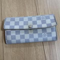 ポコ様専用　　ルイヴィトンダミエ　長財布のサムネイル