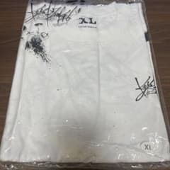 欅坂46 ガラスを割れ T-シャツのサムネイル