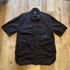 C.P. COMPANY ブラック 半袖シャツ 005328G C.P. COMPANY ブラック 半袖シャツ 005328G - メルカリ