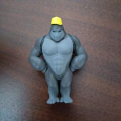 筋肉質なゴリラフィギュアのサムネイル