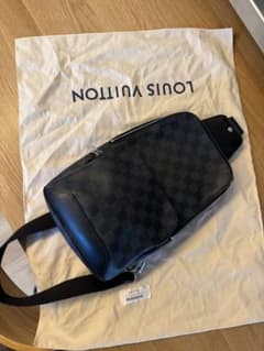 LOUIS VUITTON ダミエ グラフィット アヴェニュー スリングバッグのサムネイル