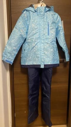 新品未使用 スキーウェア 上下 150 女子 水色 雪の結晶のサムネイル
