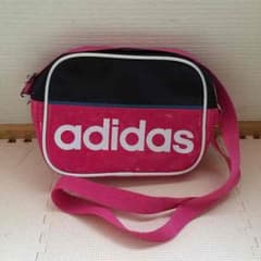 adidas ショルダーバックのサムネイル