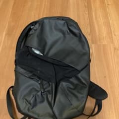 THE NORTH FACE ブラックリュックのサムネイル
