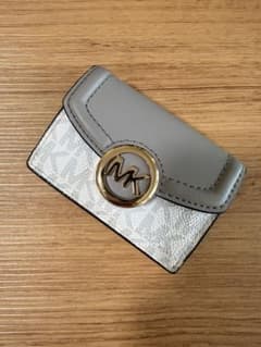 最終値下げ　MICHAEL KORS 三つ折り財布 MKロゴのサムネイル