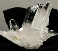 希少　グリフ　レインボー入り　ゼッカデソーザ　水晶クラスター　原石　天然石 希少 グリフ レインボー入り ゼッカデソーザ 水晶クラスター 原石