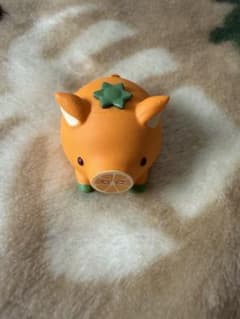 みかん 豚 フィギュア カプセルトイのサムネイル