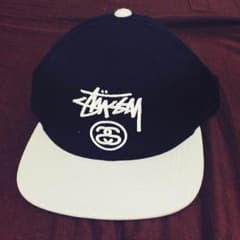 stussy バイカラー キャップのサムネイル