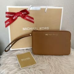 MICHAEL KORS ロゴポーチ ブラウン ホワイトのサムネイル