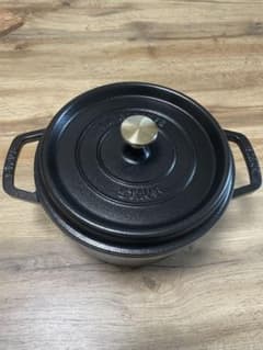 STAUB ストウブ 両手鍋 22cm ブラック - メルカリ