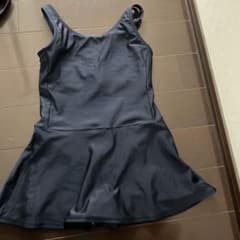 ワンピースタイプ水着　160のサムネイル