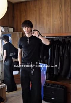 完売品 コス COS スリムフィットリブTシャツ 黒 Mサイズ - メルカリ