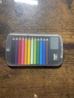 ミニチュア　色鉛筆のサムネイル