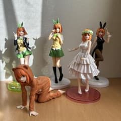 四葉 フィギュア 5つセットのサムネイル