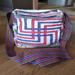 ブータン伝統民族刺繍バックのサムネイル