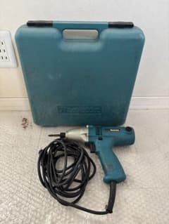 マキタ インパクトドライバ 6951 100V 300W ケース付 動作確認済 