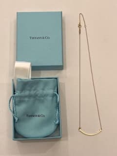 Tiffany T smile スモール　イエローゴールドのサムネイル