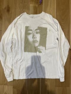 宇多田ヒカル divinities lqqk minnanao Tシャツのサムネイル