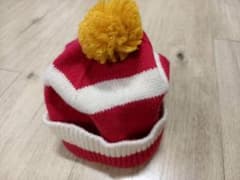 ボーダー柄 ポンポン付き ニット帽のサムネイル