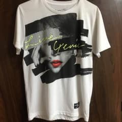 安室奈美恵 LIVE GENIC Tシャツのサムネイル