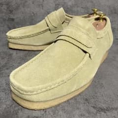 新品 クラークス ワラビーローファー スエード メイプル ベージュ 2563