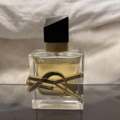 Yves Saint Laurent リブレ 香水のサムネイル
