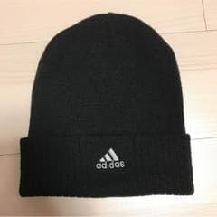 アディダス ニット帽 黒のサムネイル